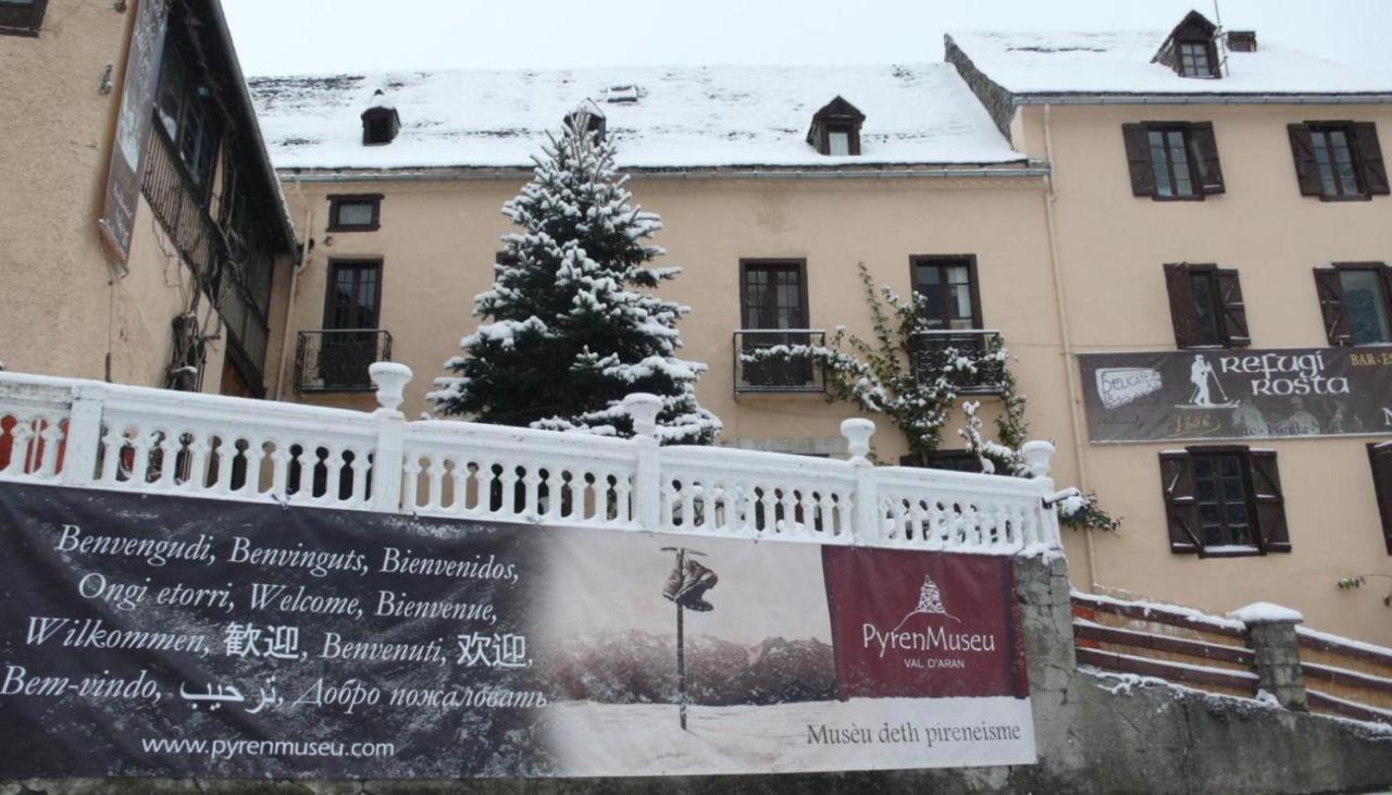 Hostel Baqueira - Refugi Rosta - Pyrenmuseu Salardu Exterior photo